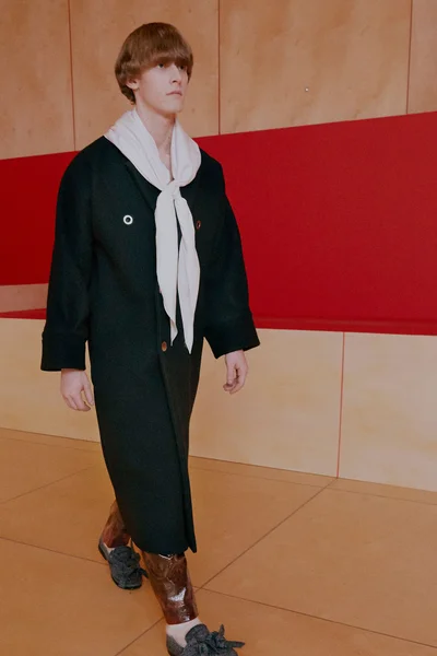 Look 22